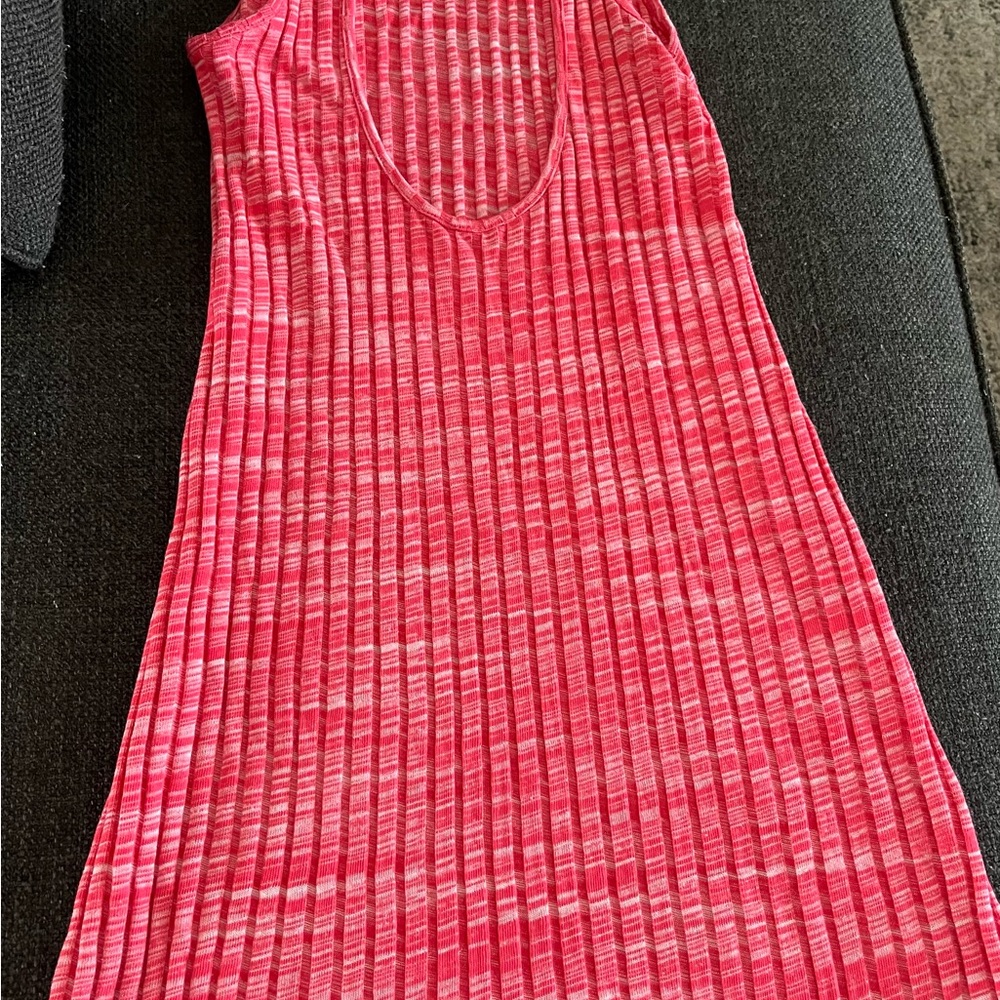 Zara Ribbed Open Back MIDI Dress - Picture 3 of 5